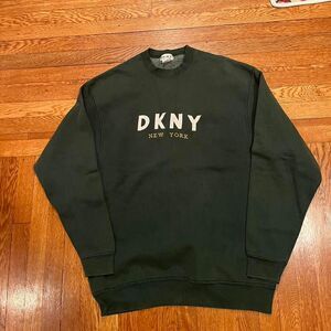 DO NOT BUY Vintage‎ USA and DKNY crew neck sweatshirt